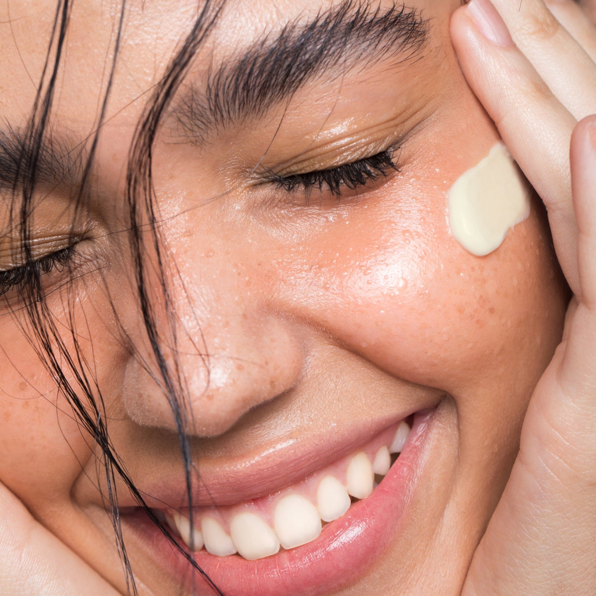 Peau agressée : comment réparer sa barrière cutanée après peeling, laser ou rétinol ?