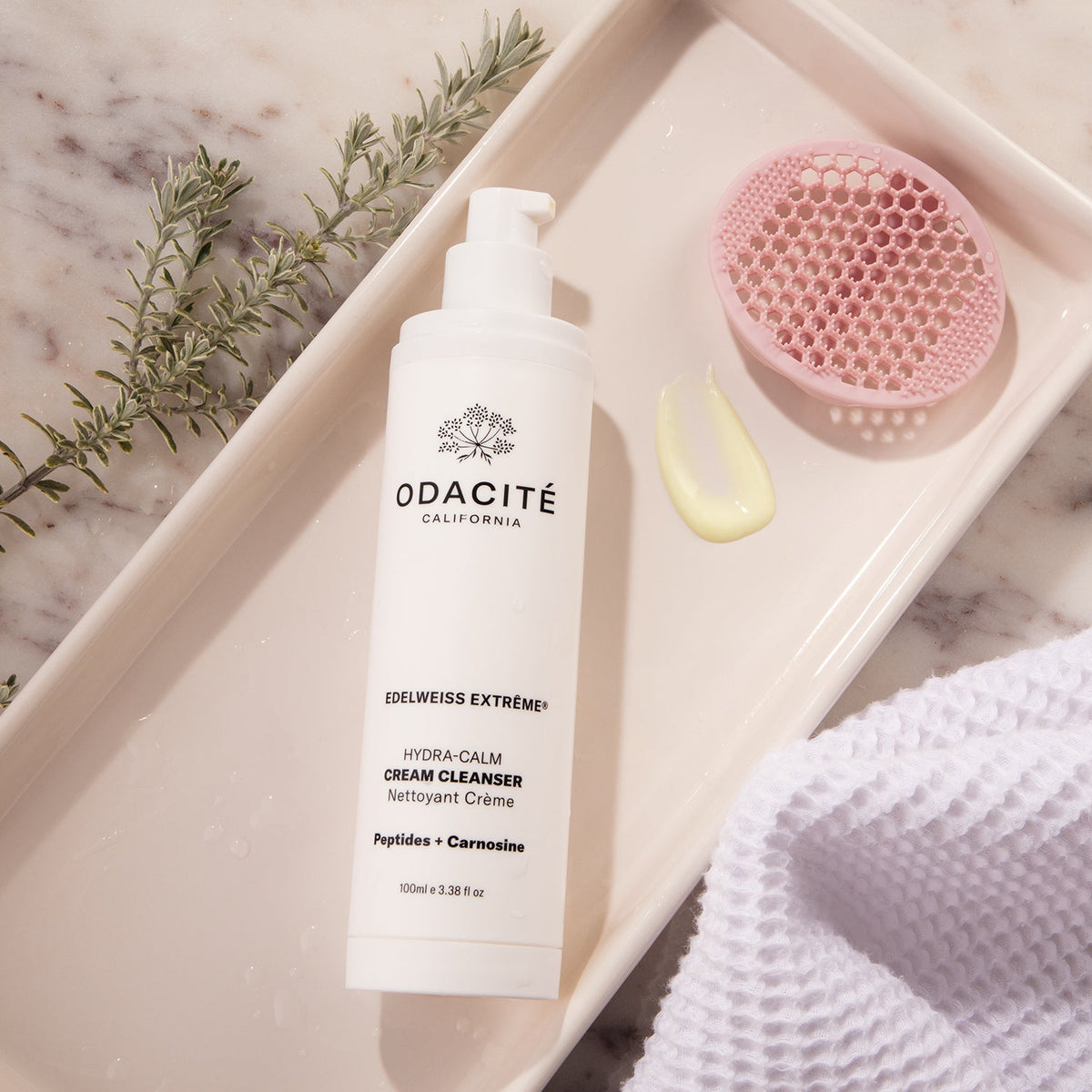 Pore & Face Cleansing Brush – Odacité