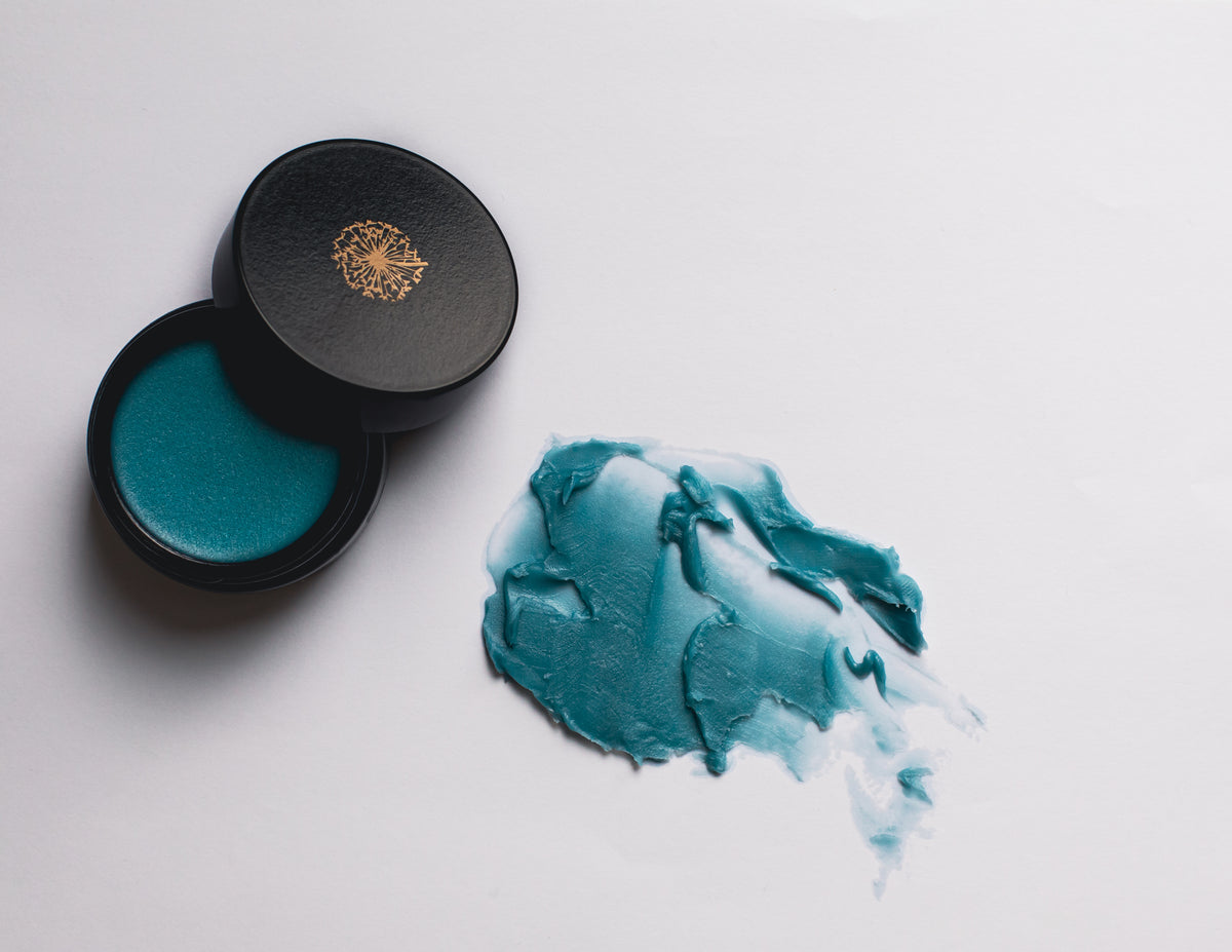 The Blue Cocoon de May Lindstrom. Baume concentré pour le visage. Texture + pot
