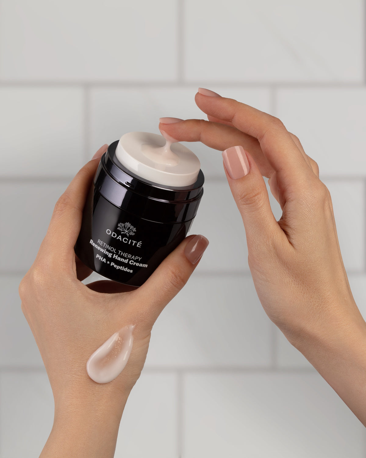 Retinol Therapy Renewing Hand Cream – Odacité