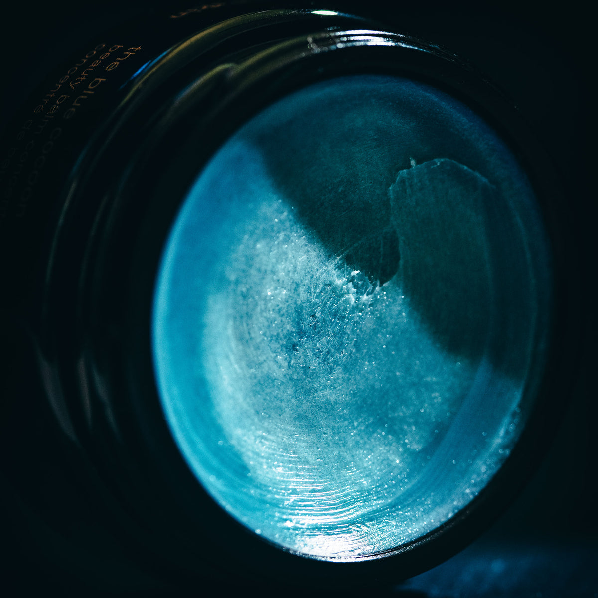 The Blue Cocoon de May Lindstrom. Baume concentré pour le visage. Texture